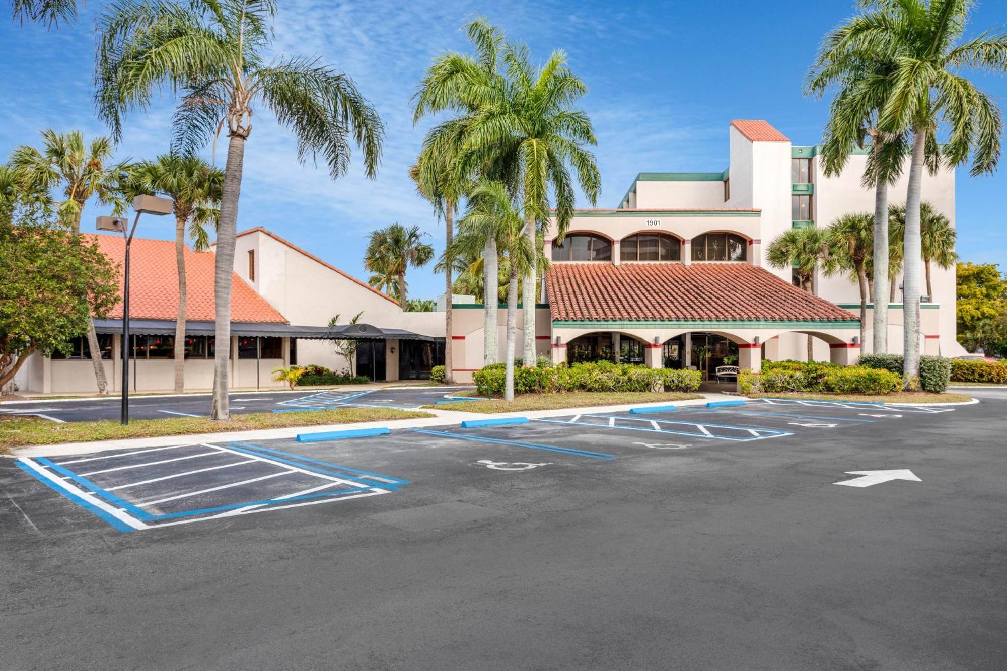 88 Palms Hotel & Event Center 西棕榈滩 外观 照片