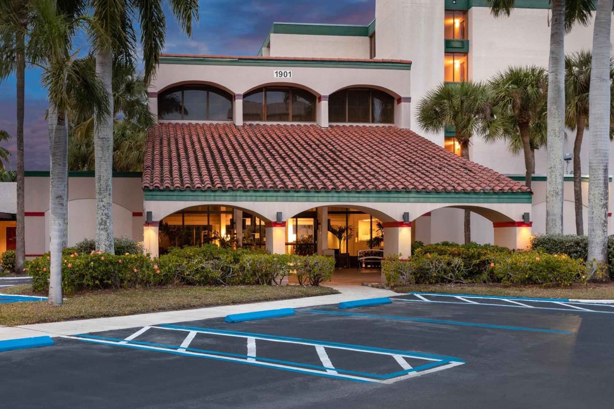 88 Palms Hotel & Event Center 西棕榈滩 外观 照片